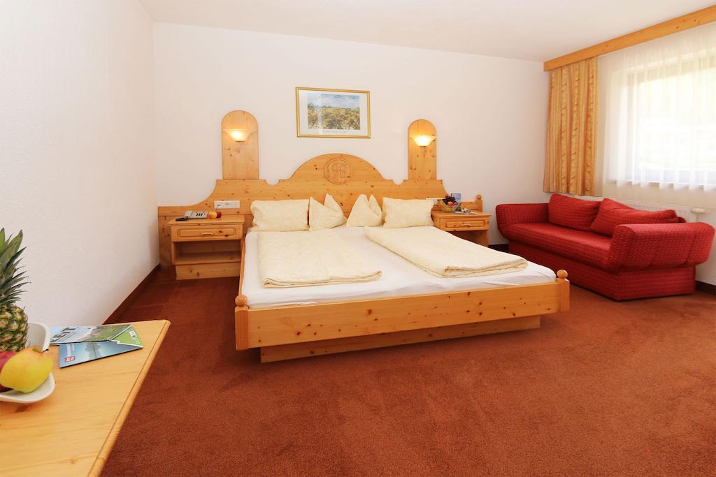 Waldele Hotel Solden Room photo